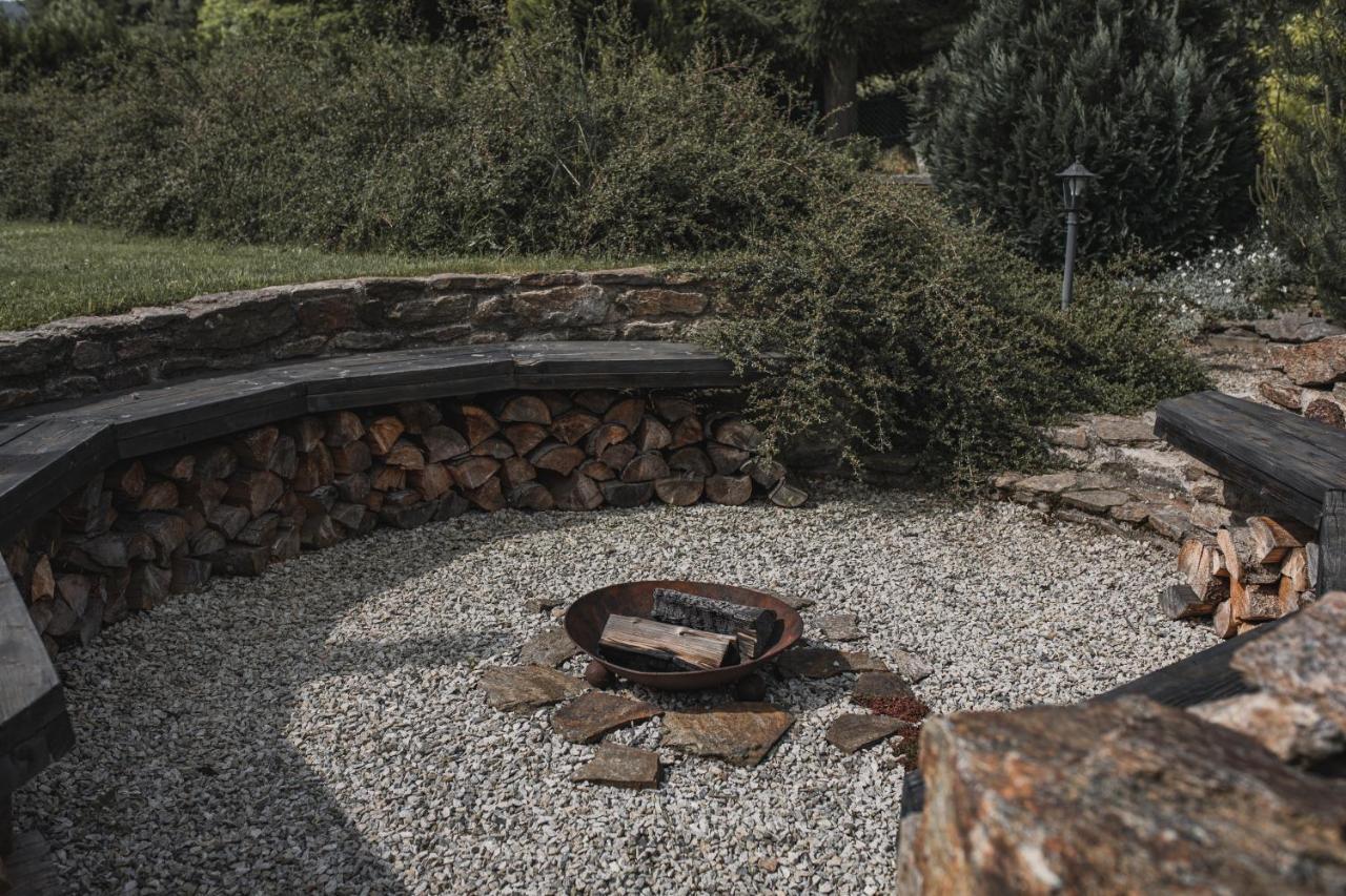 Penzion Adamuv Dvur Masákova Lhota Exterior photo